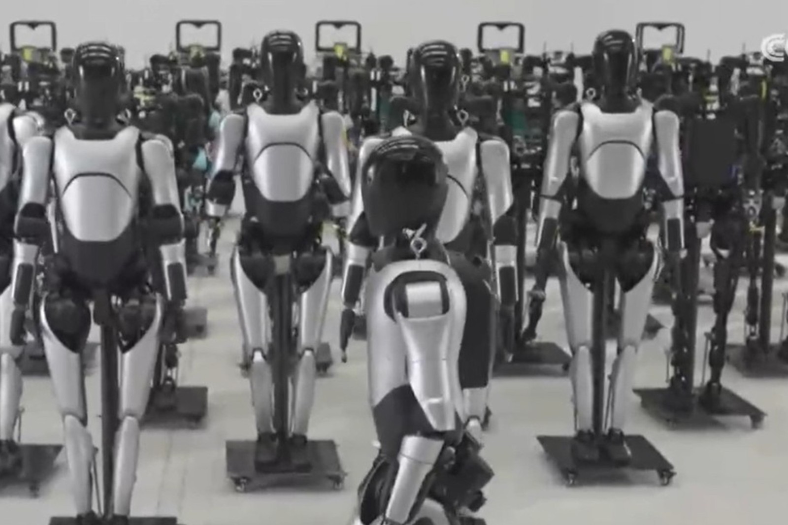 央视报道！揭秘710公海机器人量产超级工厂